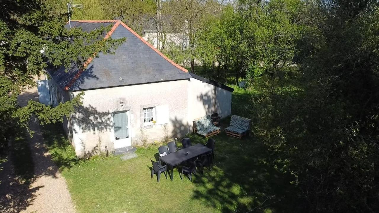 Gite La Grande Racinaie Cre-sur-Loir Exterior foto