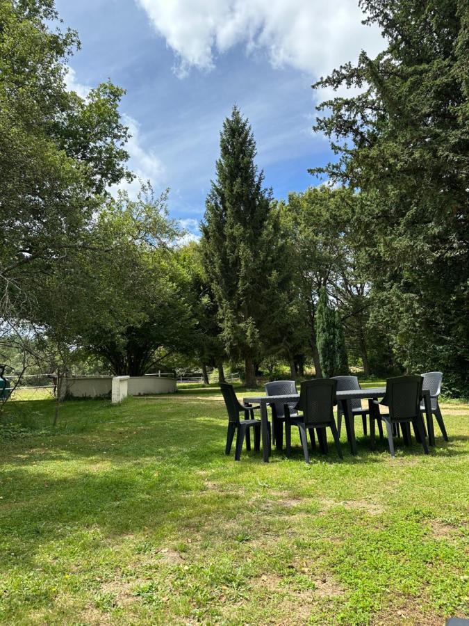 Gite La Grande Racinaie Cre-sur-Loir Exterior foto