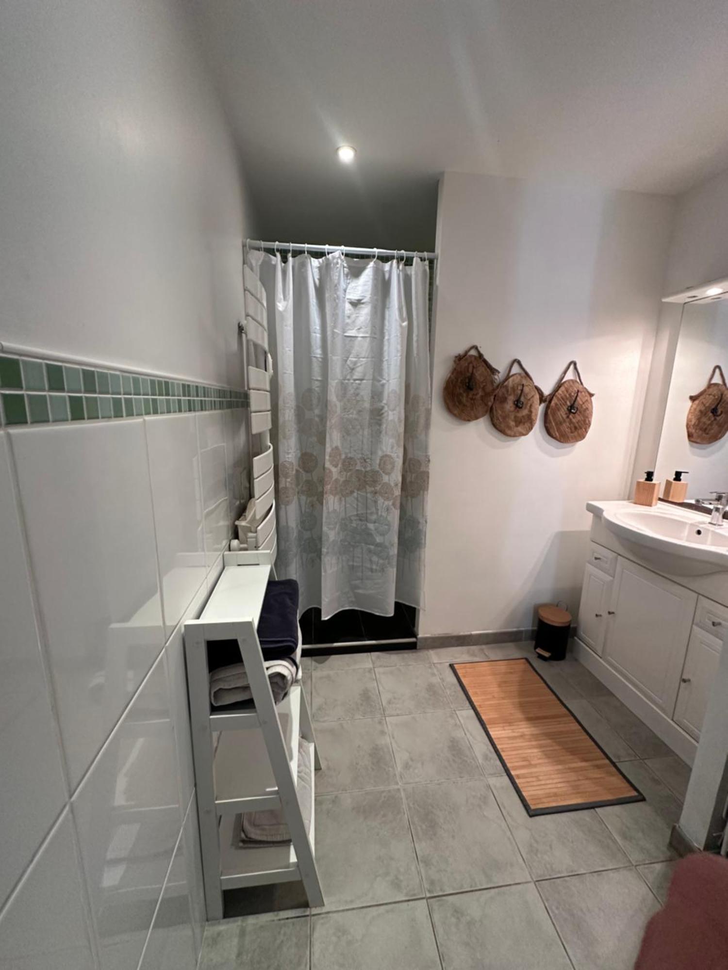 Gite La Grande Racinaie Cre-sur-Loir Exterior foto